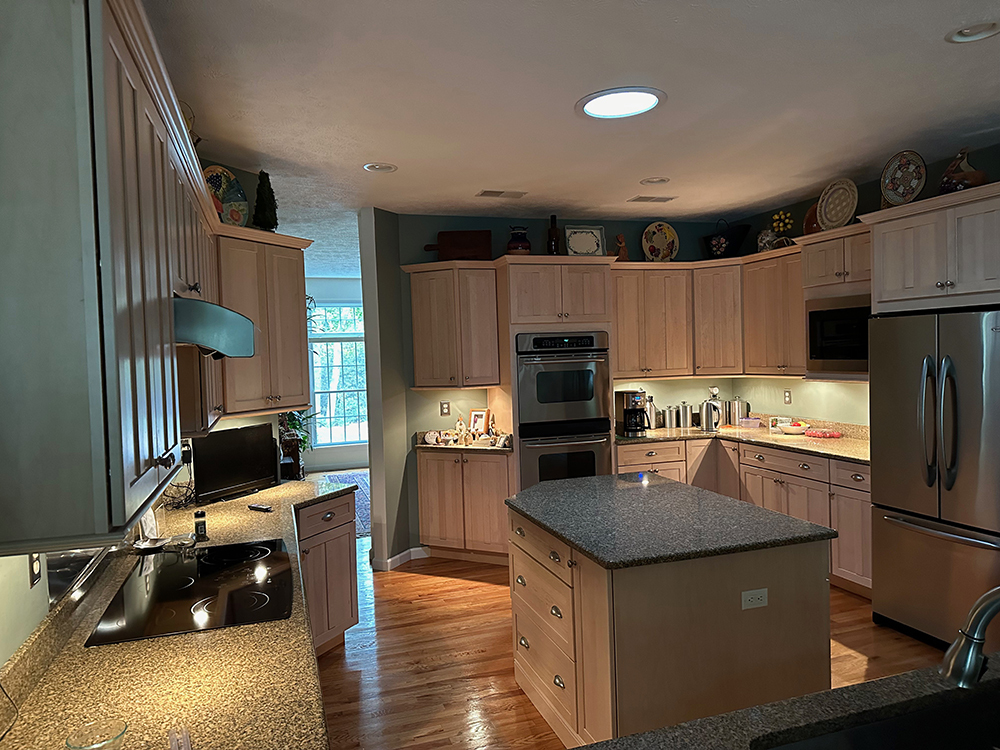 Undercabinet